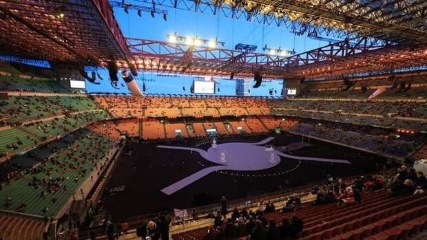 Началась церемония открытия XXV зимних Олимпийских игр 2026 года в Италии. https://t.me/webmoney_dn/313285