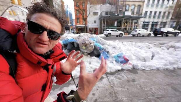 "Лабиринт для крыс". Ньюйоркцы показали, как город пережил снегопады