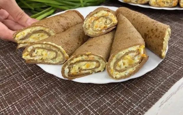 Блинчики с начинкой, готовлю как никто из знакомых: подаю хоть в будни,хоть к праздничному столу