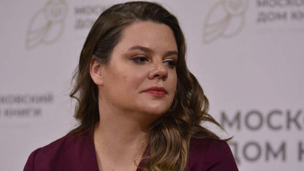 Поэтессу Веру Полозкову объявили в федеральный розыск