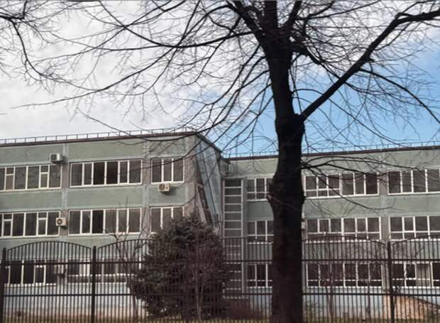 «Оказался недобросовестным»: мэр Краснодара Наумов сообщил, что из-за отказа подрядчика делать ремонт в школе принято непростое решение