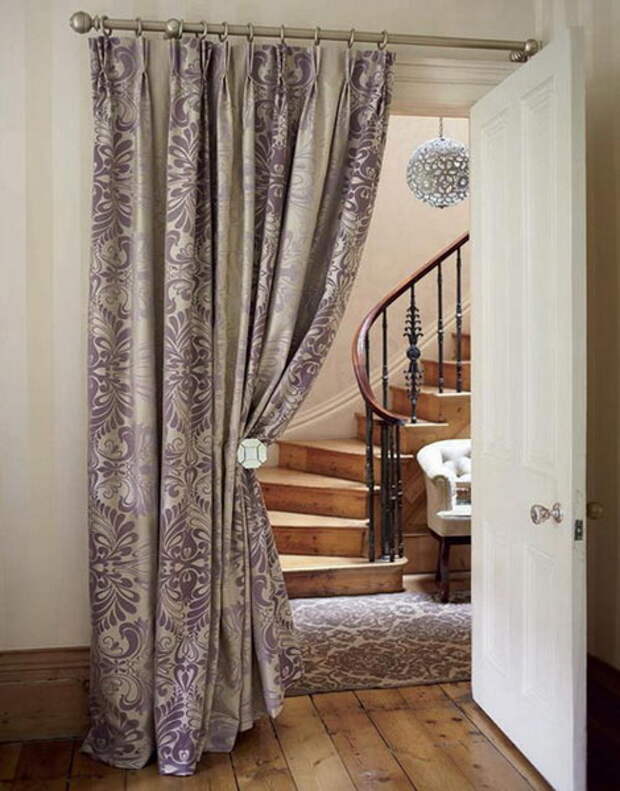 4497432_curtaineddoorway9 (470x600, 87Kb)
