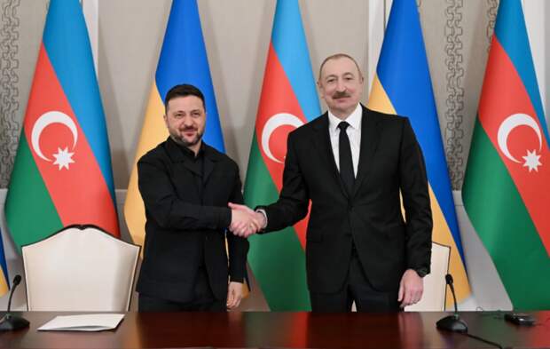 Зеленский заявил о готовности перенести переговоры из Стамбула в Баку