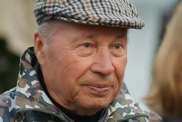 Названы дата и место прощания с Мельниковым