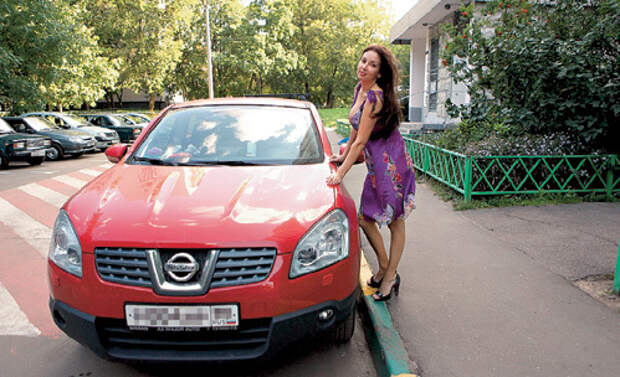 Полтора миллиона рублей на новенький «Nissan Murano», купленный певицей недавно, она заработала собственным горбом