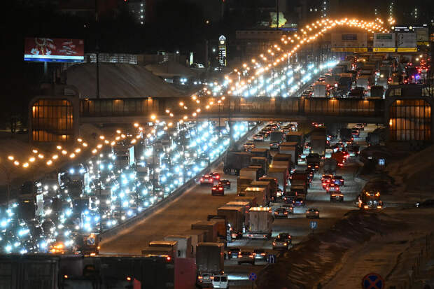 Baza: в России цены на номера "СВО" достигли миллиона рублей