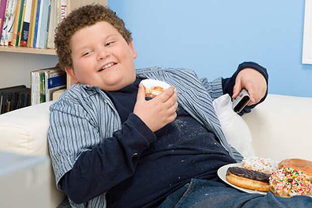 Эксперты рассказали, почему подростки страдают от избыточного веса