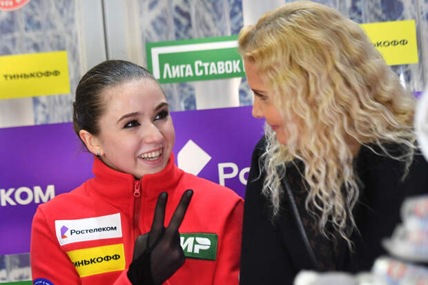 Тутберидзе: до сих пор жду извинений от Баха после слова про меня и Валиеву