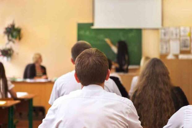 Непослушных учеников хотят отправлять в спецшколы до 18 лет