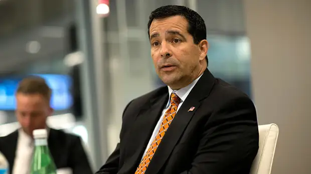 «Показатель внутреннего кризиса»: как контрразведка США готовится к «вмешательству» в выборы