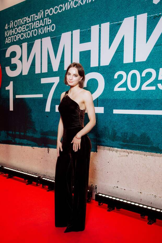 Особое прочтение: Екатерина Вилкова, Стася Толстая и Алексей Розин