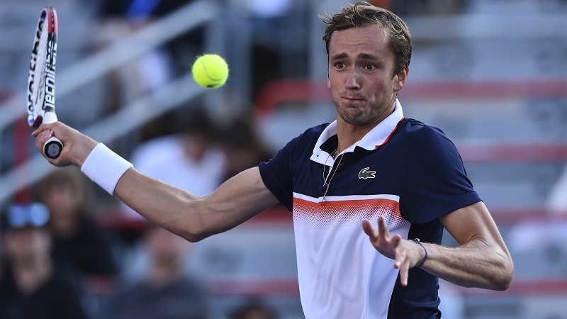 Тарпищев оценил шансы Медведева на победу в Australian Open