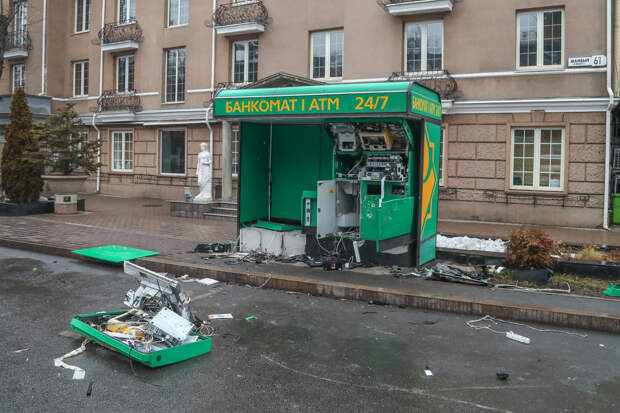 Появились новые кадры разгромленной Алма-Аты после бунта в Казахстане