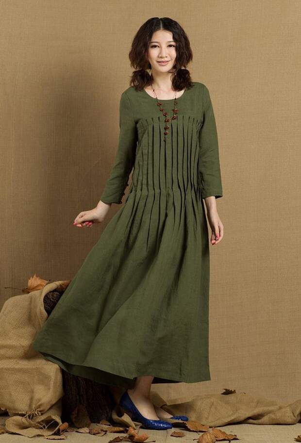 Pleated Linen Dress in green / Long linen winter by camelliatune, $79.00