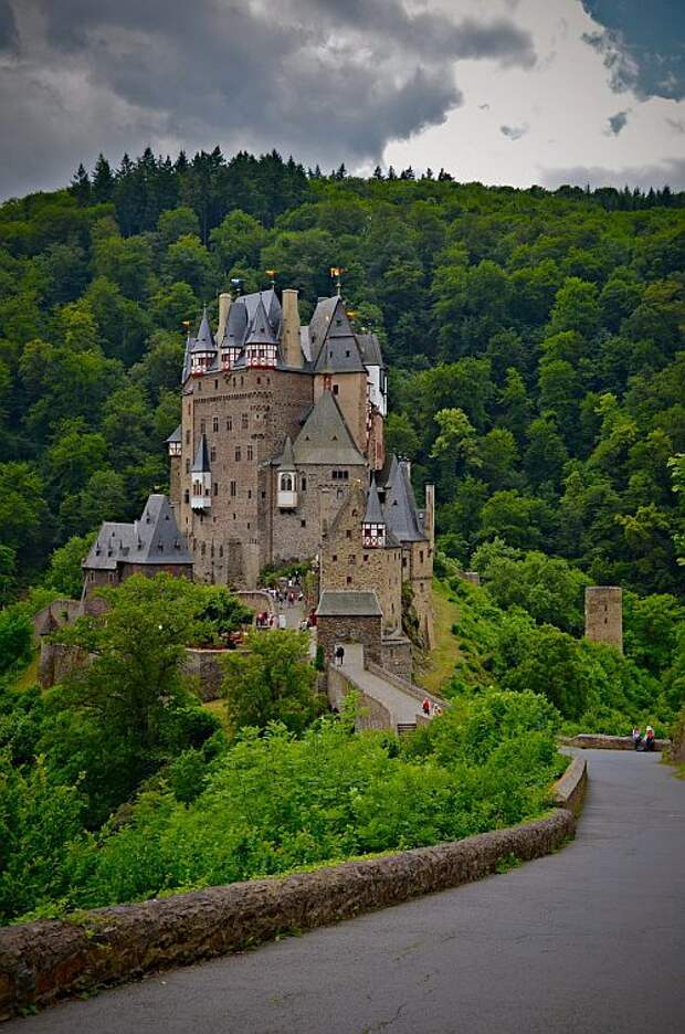 Замок Эльц (Burg Eltz), Германия