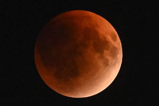 В Московском планетарии сообщили, что затмение Луны увидят только на востоке РФ