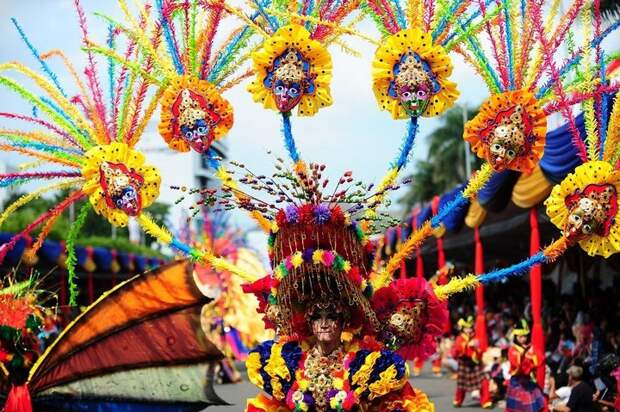 Необычный карнавал в индонезийском Джембере (20)