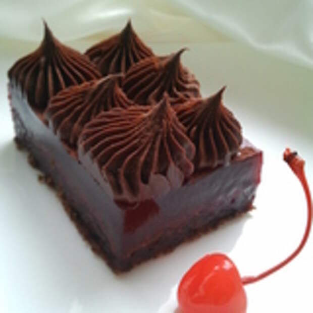 Пирожное  Моэлье" Royal Cherry"