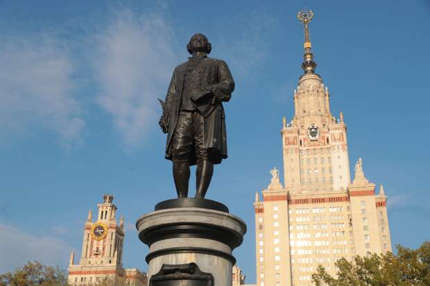 Песков оценил способность Каллас защитить диплом в МГУ