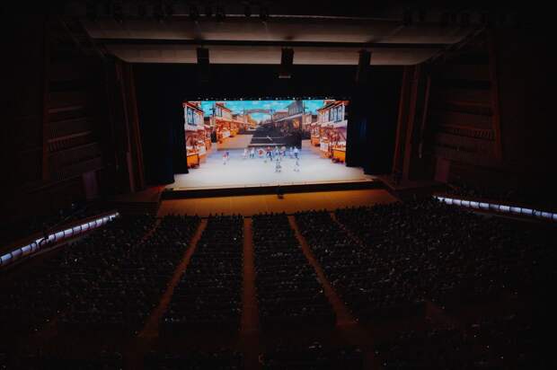 Ансамбль танца Сибири им. Годенко отметил 65-летие на сцене Кремля