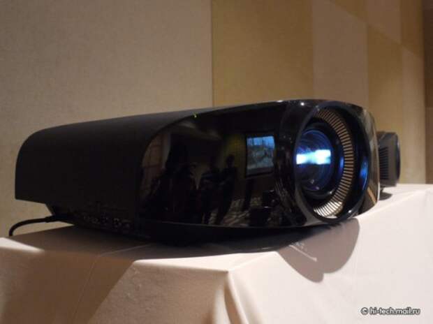 Проектор Sony по сумасшедшей цене скоро в России Проектор Sony по сумасшедшей цене скоро в России