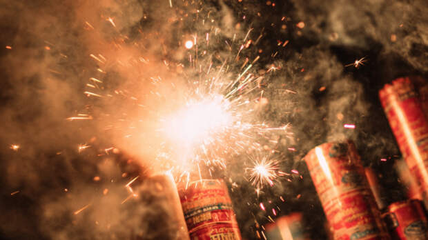 В Благовещенске ребенок поднял остатки петарды и лишился пальцев