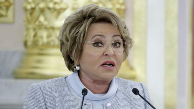 Матвиенко заявила о необходимости перевода школьников на пятидневку