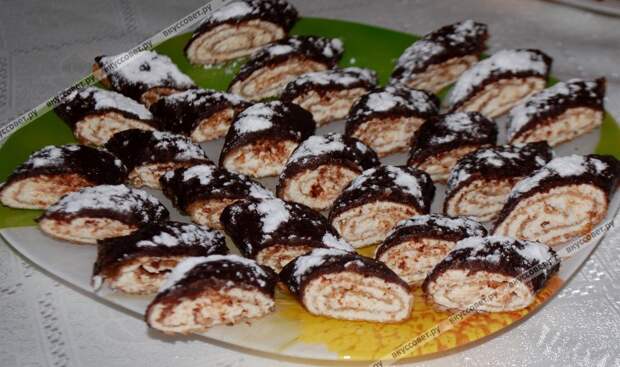 Блины - рулетики ореховые в шоколаде пошаговый рецепт с фото