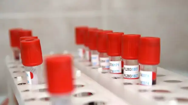 Премьер Польши заявил о возможности третьей волны коронавируса