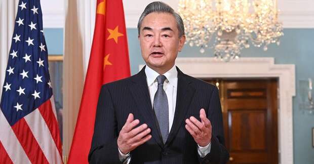 Ван И заявил, что США действуют в отношении Китая как гегемон