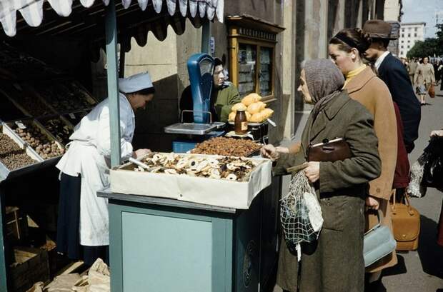 Уличные торговцы во времена СССР