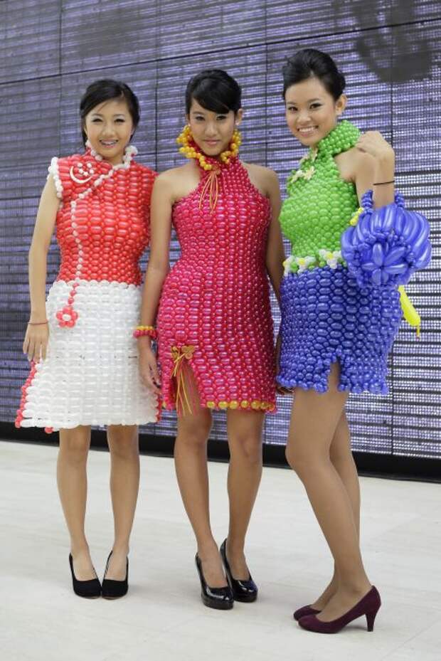 три девушки, платье, япония мода