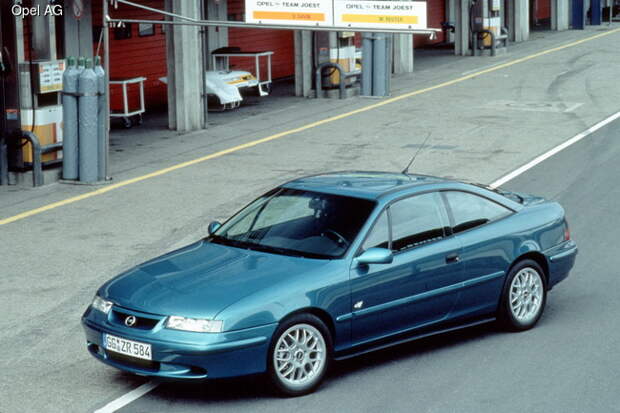 Компания Opel отмечает 25-летие купе Calibra