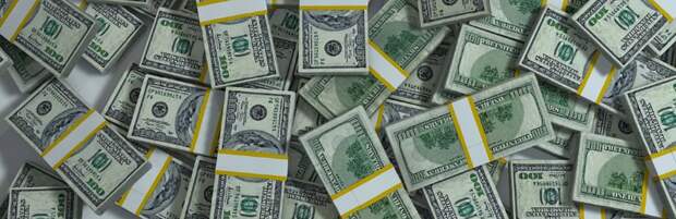 Доллар упал на торгах в Казахстане