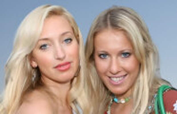 Шоу-бизнес: Мать русской светской революции учила Собчак и принимала подарки от олигархов, а теперь торгуется на рынке: Ульяна Цейтлина