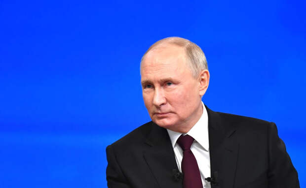 Путин поддержал предложение омбудсмена Львовой-Беловой о создании Всероссийской службы помощи семье