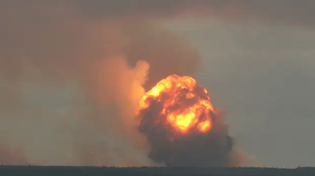 Пожар на военном складе под Ачинском произошёл из-за попадания молнии