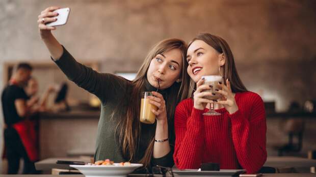 «Увидимся в другой раз?»: почему дружба для зумеров — слишком дорогое удовольствие