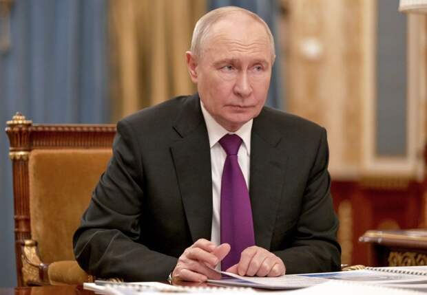 Путин призвал активнее привлекать ветеранов СВО для работы в органах власти