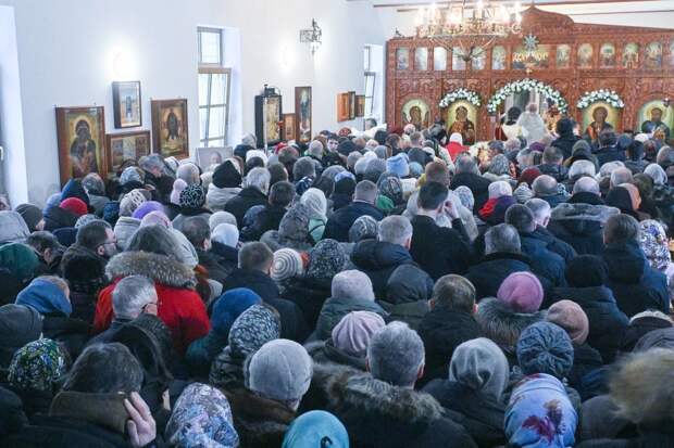 Петербург простился со священником Анатолием Першиным - фото