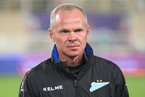 Тренера «Зенита» дисквалифицировали на два матча за оскорбления арбитра