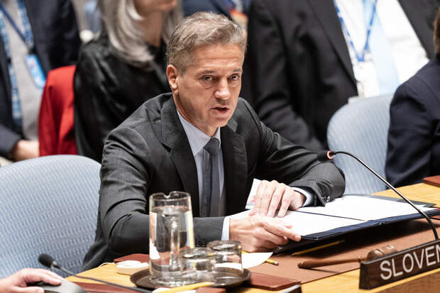 В Словении ввели лимит на покупку топлива и привлекли армию к его перевозке