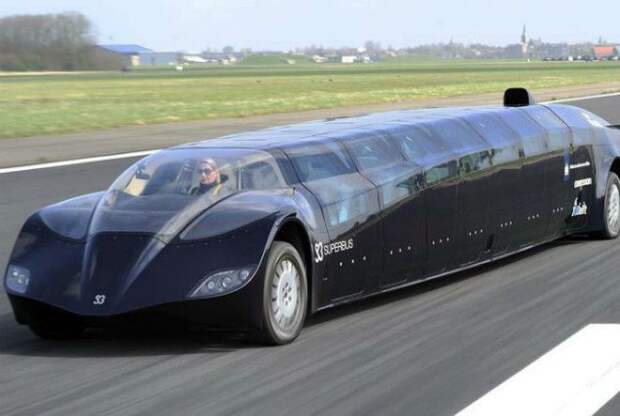 Необычайно роскошный лимузин-автобус. Необычайно роскошный лимузинавтобус
