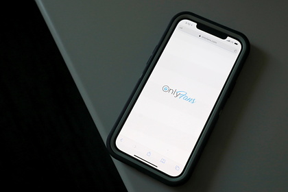 Секс-работники заявили об опасности запрета «сексуального контента» на OnlyFans