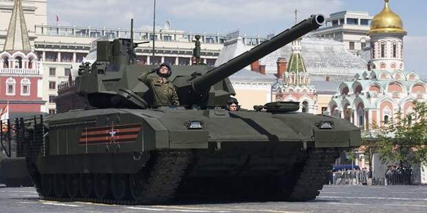 Т-14 "Армата" в 2014 году на параде Победы
