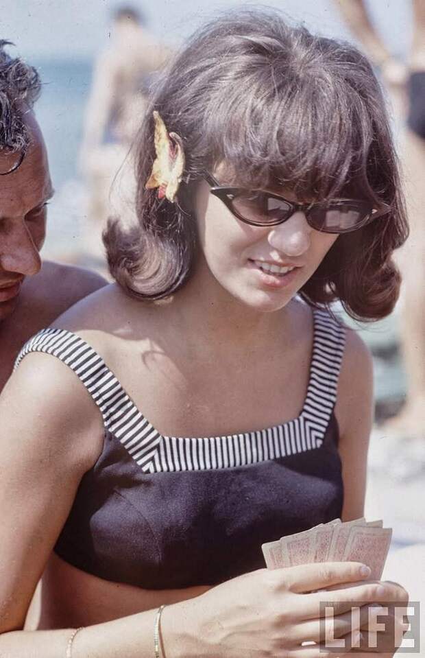 sovietyouth07 Советская молодежь 60 х на пляже: фотографии Билла Эпприджа
