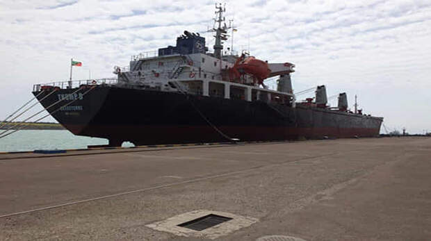Украина повторно арестовала российское судно за добычу песка возле Крыма