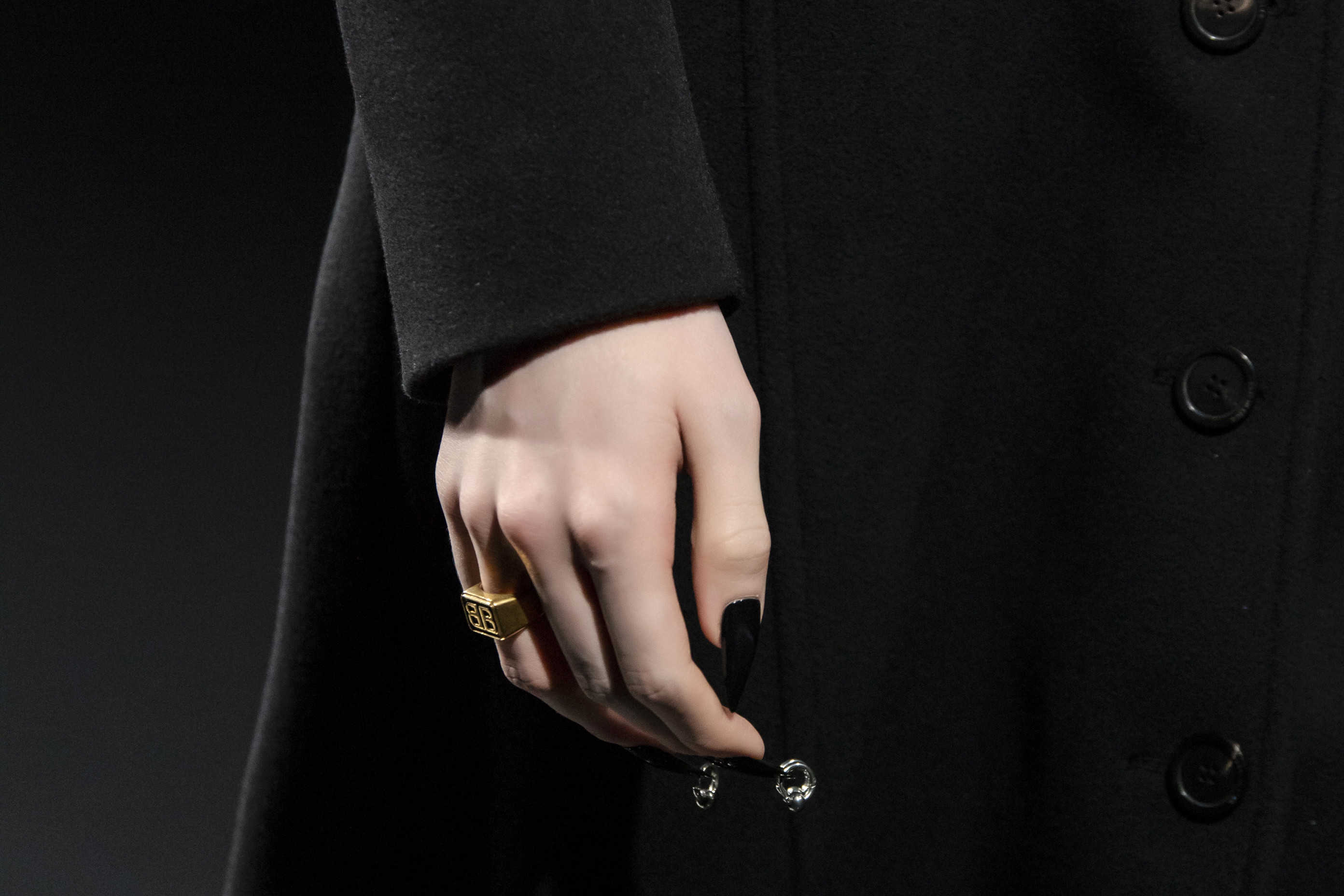 Balenciaga осень-зима 2020
