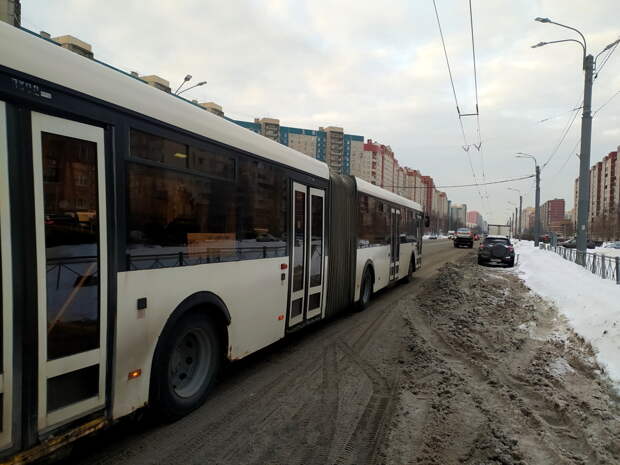 В Екатеринбурге со 2 января изменят расписание общественного транспорта