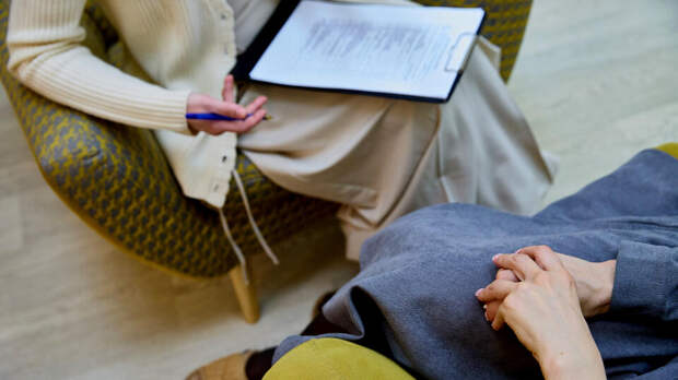 Преподаватель вуза умерла на сеансе у психолога в центре Москвы